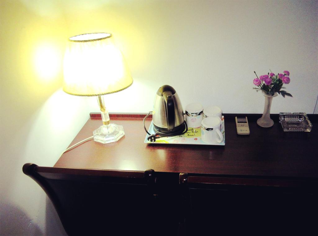 25°C Four Season Youth Hostel Qingdao Room photo