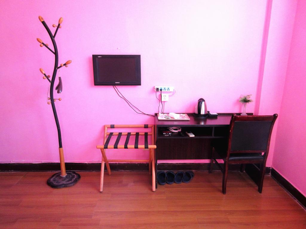 25°C Four Season Youth Hostel Qingdao Exterior photo